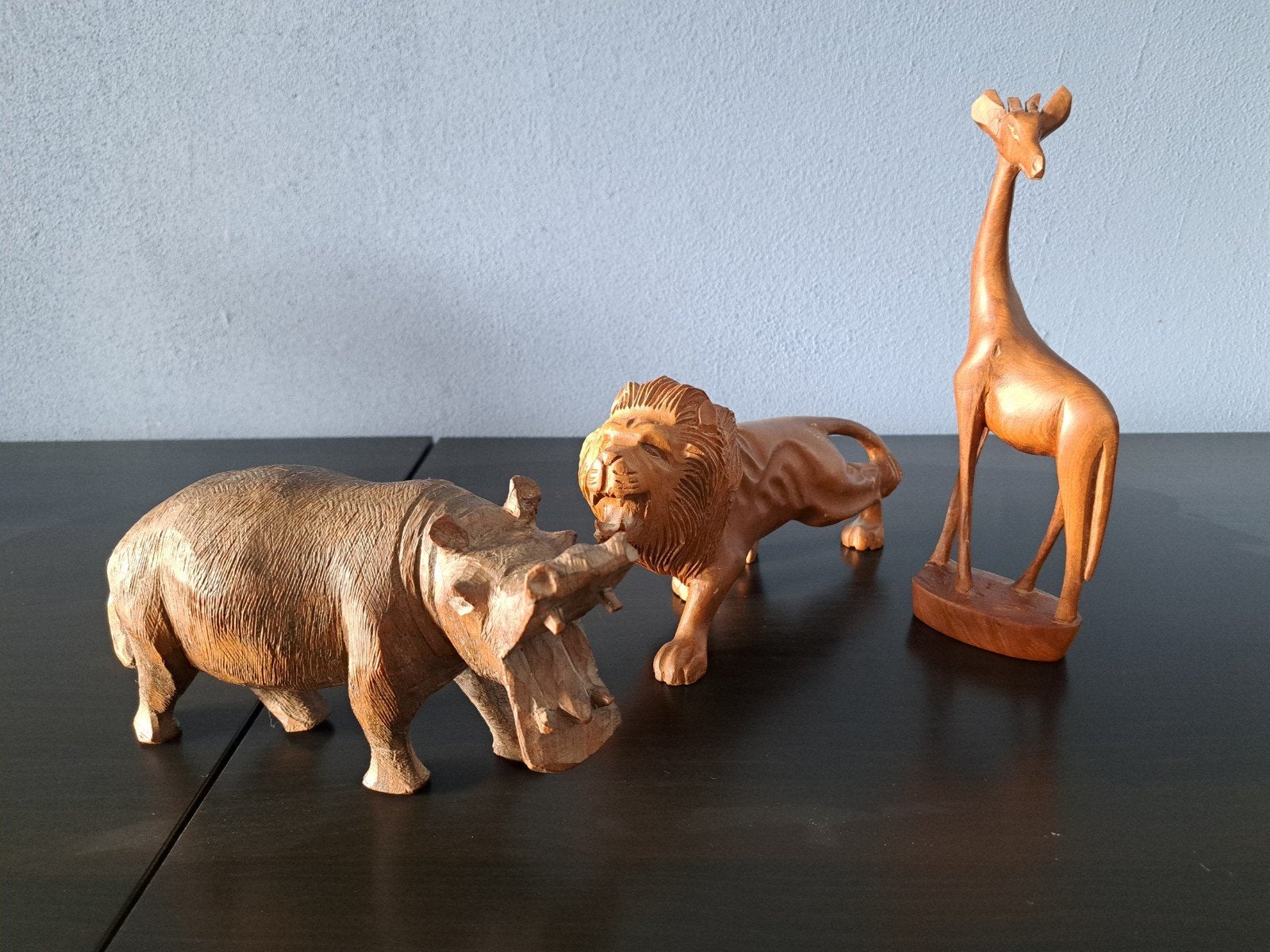 Set van 3 houten Afrikaanse dierenbeelden, Ophalen of Verzenden, 20 - 50 cm, Beeld, Hout