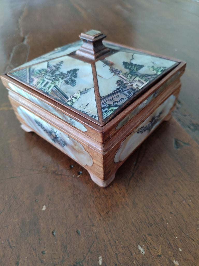 Antieke parelmoer ingezet doos, Antiek en Kunst, Ophalen of Verzenden