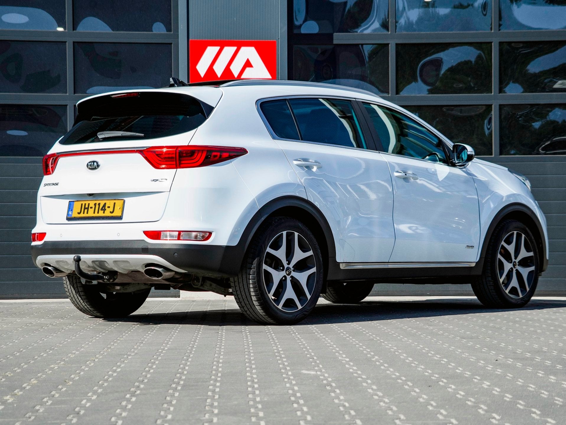 Kia Sportage 1.6 T-GDI 4WD GT-Line PlusLine | PANO | LEDER |, Auto's, Gebruikt, 4 cilinders, Wit, Bedrijf