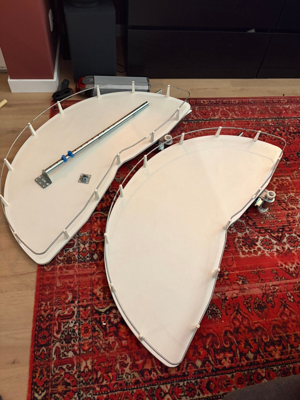 Keukenhoekkast carrousel, uitschuifbaar rek, Ophalen, Gebruikt, 100 tot 150 cm, Wit