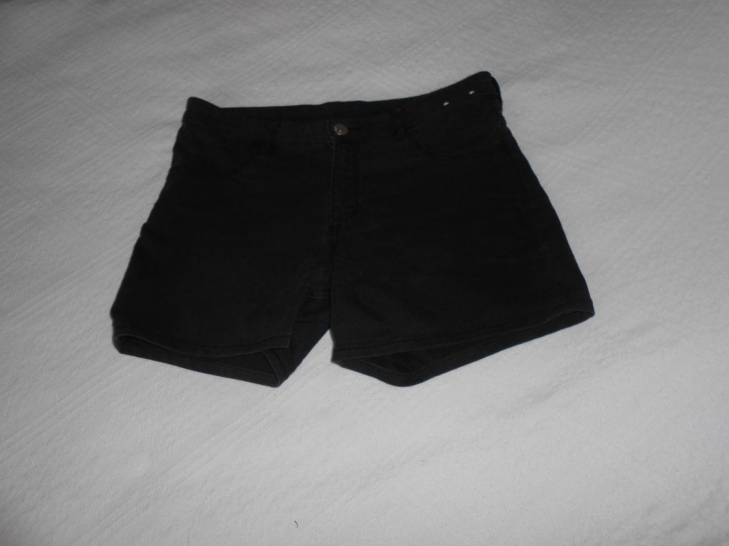Zwart kort broekje maat 170 van H&M, Broek, Gebruikt, Meisje, H&M
