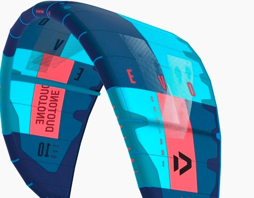 Duotone Evo 9m Kite met Bar - Topconditie, Watersport en Boten, Kitesurfen, Ophalen of Verzenden, Zo goed als nieuw, 9 m², Kitesurf-set
