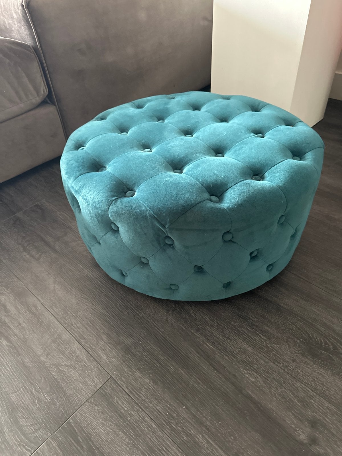 Mooie blauwe poef - 60x60 cm, Rond, Ophalen of Verzenden, Zo goed als nieuw, Stof