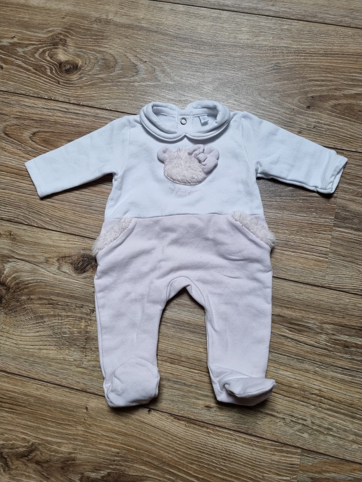 First pakje teddybeer maatje 50, Meisje, First, Ophalen of Verzenden, Zo goed als nieuw