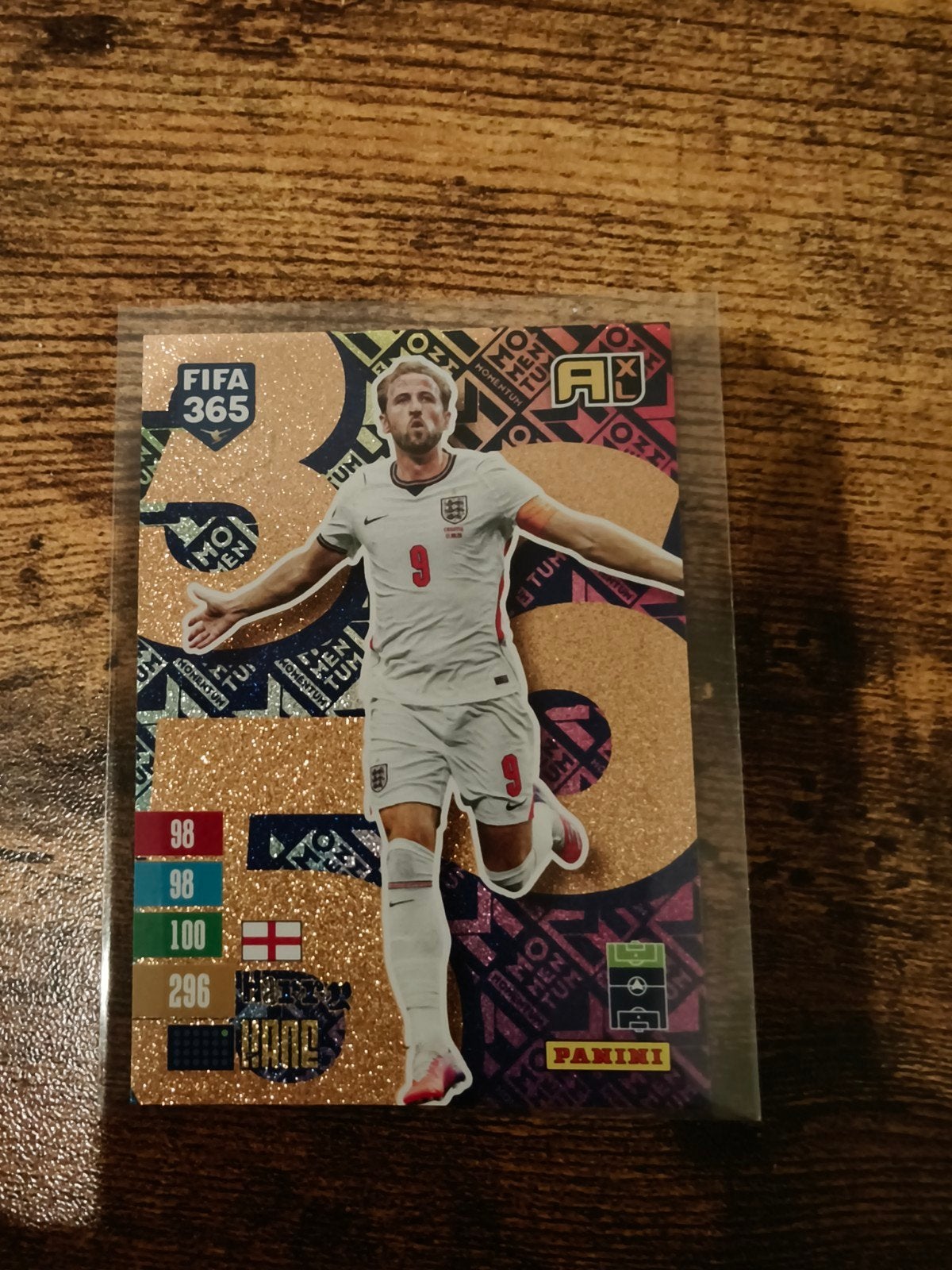 Harry Kane FIFA 365 Panini Momentum Spelerskaart, Ophalen of Verzenden, Zo goed als nieuw, Buitenlandse clubs, Spelerskaart
