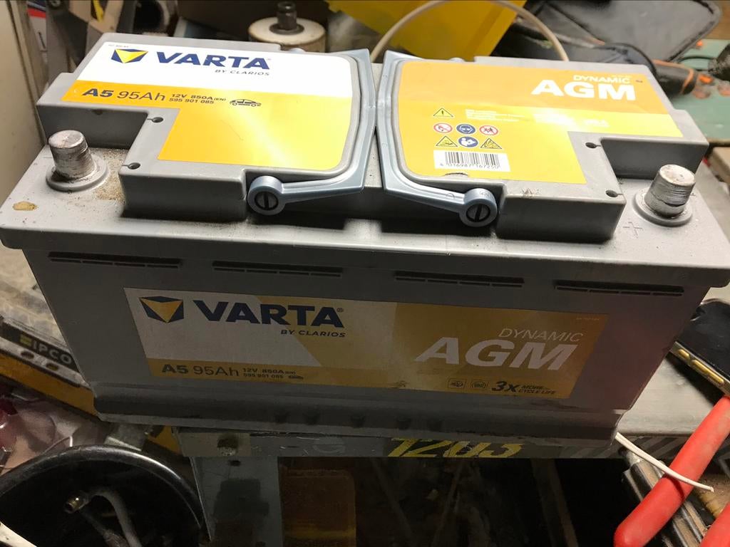Varta accu 12v 95ah silver agm dynamic, Ophalen of Verzenden, Nieuw