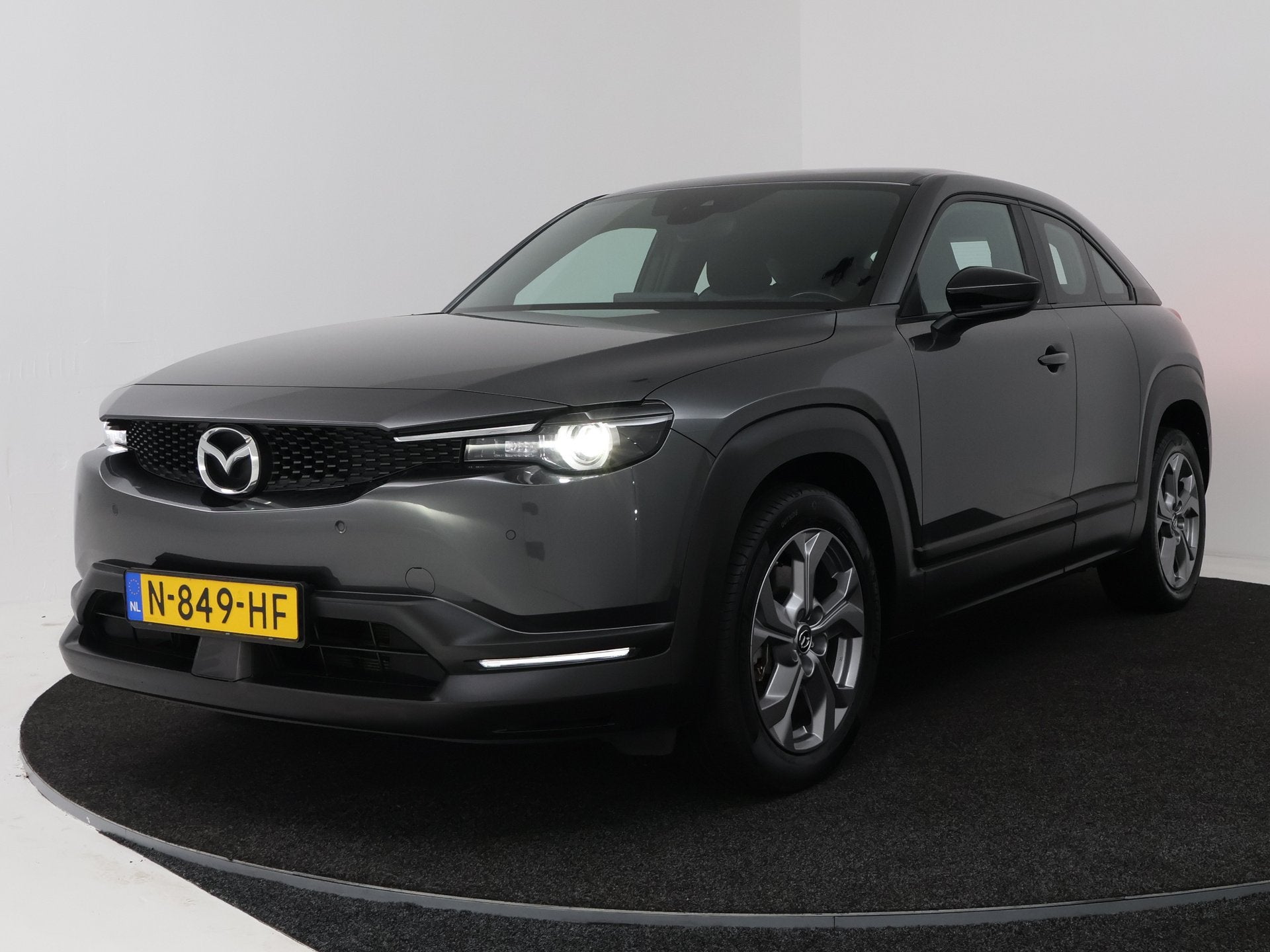 Mazda MX-30 e-SkyActiv 145 36 kWh (bj 2021, automaat), Auto's, Mazda, Gebruikt, Zwart, Origineel Nederlands, MX-30