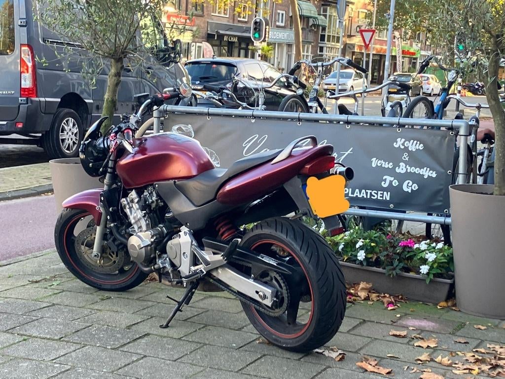 Foto 3 van Honda Hornet CB600F