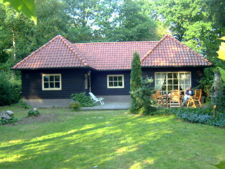 Vakantiehuis 4 tot 8 persoons Drenthe wifi Golf, Vakantie, Vakantiehuizen | Nederland, 8 personen, 4 of meer slaapkamers, Wasmachine