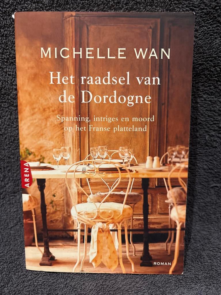 Het raadsel van de Dordogne - Michelle Wan, Ophalen of Verzenden, Zo goed als nieuw, Nederland