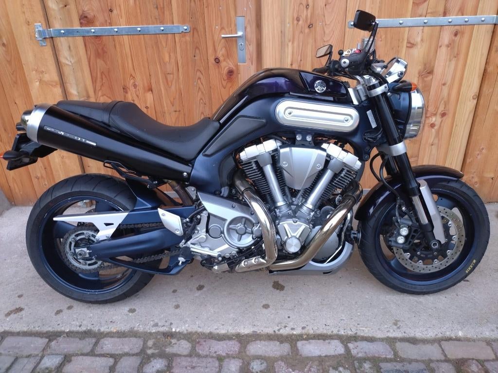 Yamaha MT01 2005, 2 cilinders, 1670 cc, Particulier, Meer dan 35 kW