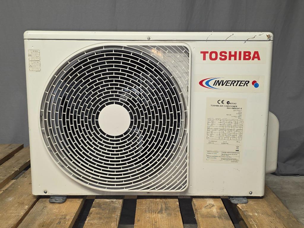 Toshiba RAV-SM563AT-E airco condensor 5 kW, Koelen en Ontvochtigen, Timer, Refurbished, 3 snelheden of meer