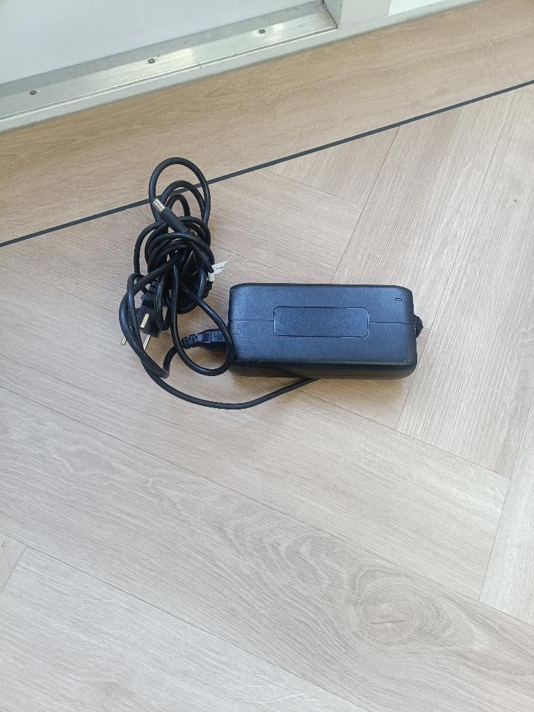 Originele oplader voor VanMoof S2 en X2 e-bike, Fietsen en Brommers, Elektrische fietsen, Gebruikt, Vanmoof, 59 cm of meer, Ophalen