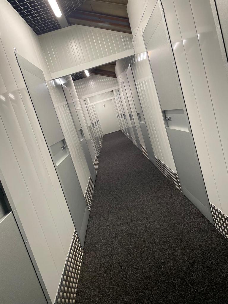 GRATIS Opslagunits bij 010Storage. Incl STROOM. Kvk postbus, Opslag