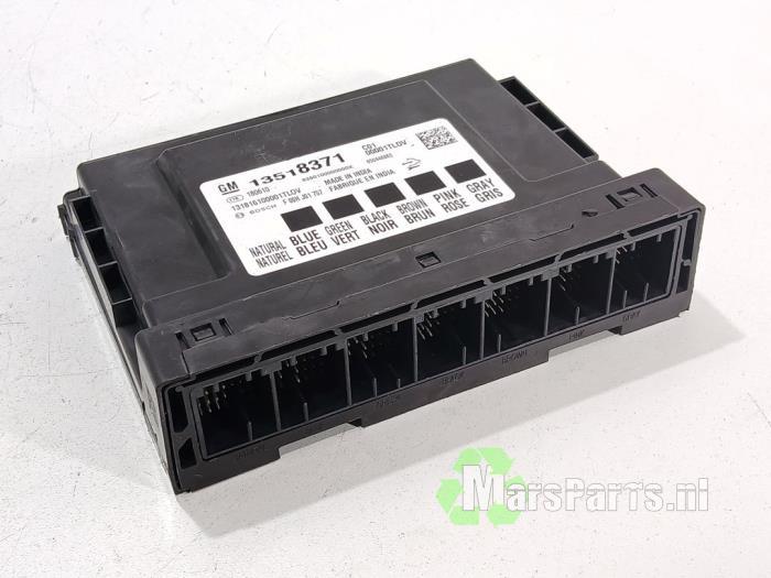 Computer Body Control van een Opel Astra, Gebruikt, -, -, Opel