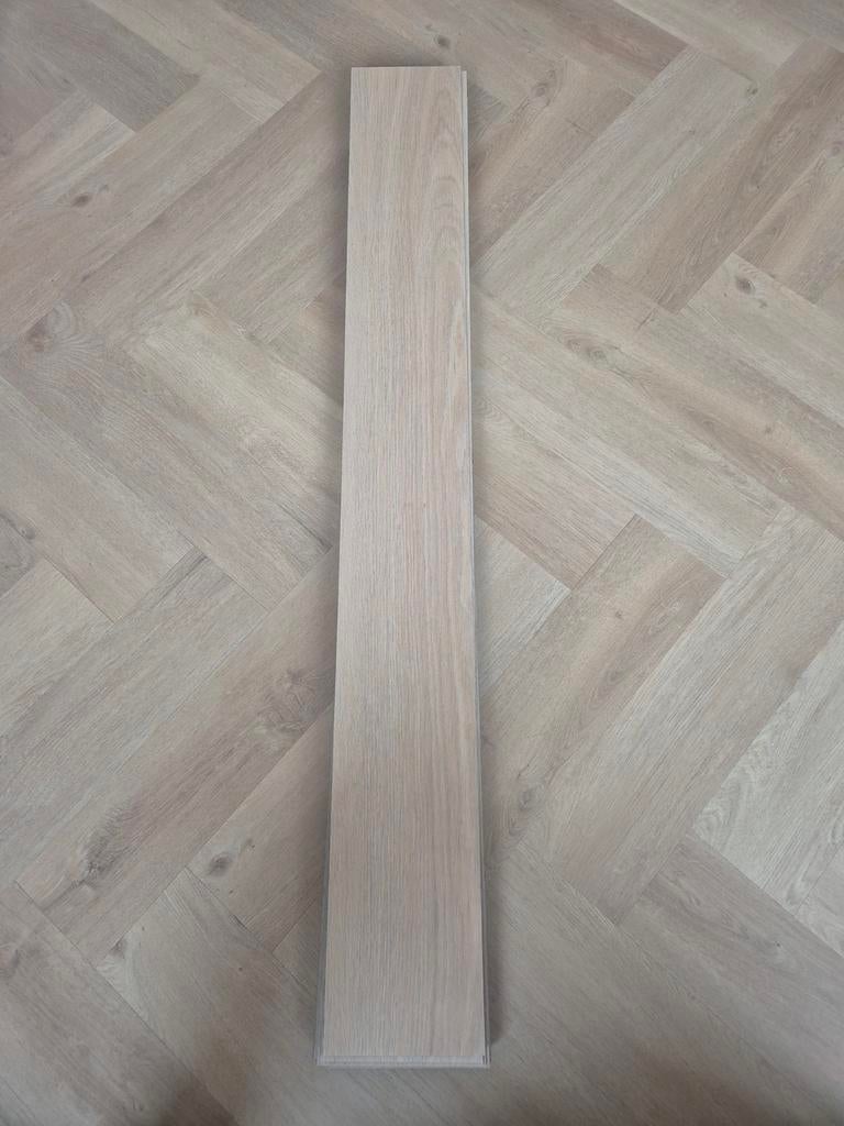 Vivafloors Traprenovatie LT7810 Plak PVC - 21 Stootborden, Ophalen, Kunststof, 50 tot 150 cm, Overige typen