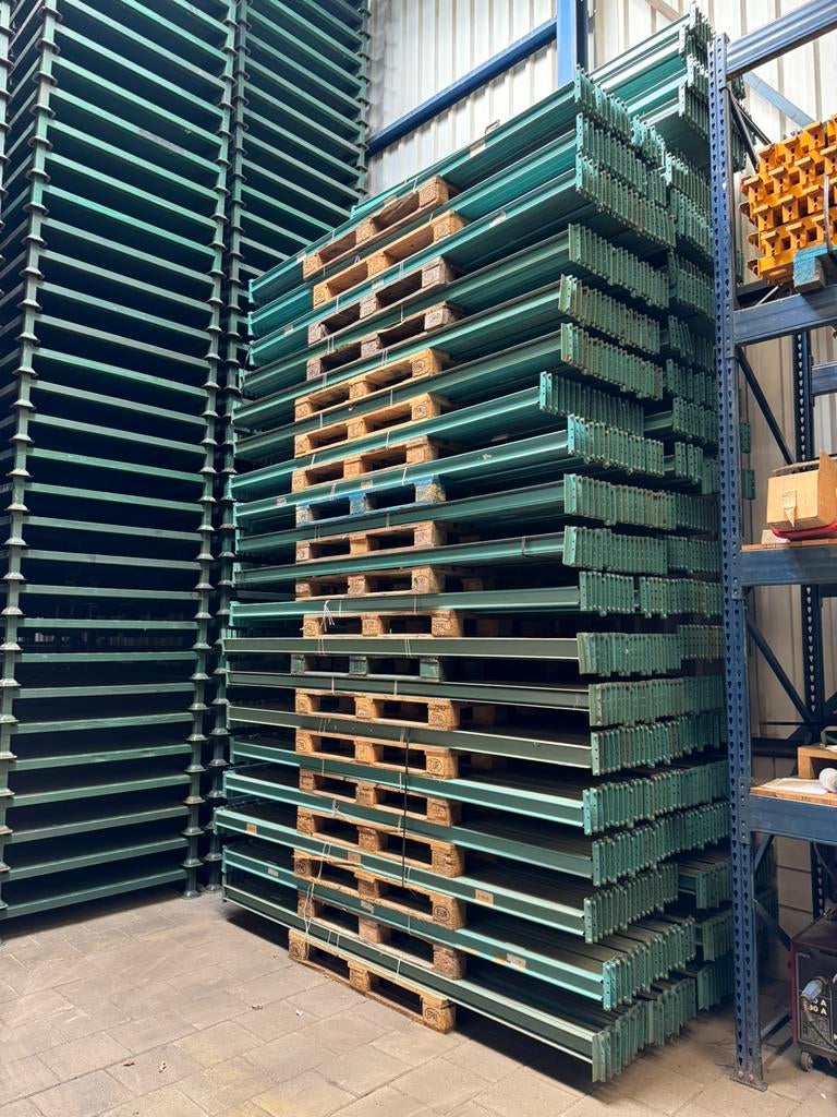 Hovuma palletstelling liggers 2700mm, Zakelijke goederen, Kantoor en Winkelinrichting | Magazijn, Stelling en Opslag, Ophalen