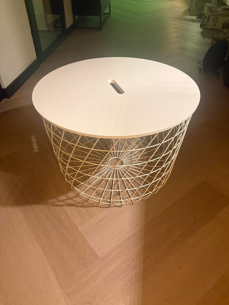 Ikea kvistbro bijzettafel, Huis en Inrichting, Minder dan 55 cm, Rond, Zo goed als nieuw, Ophalen