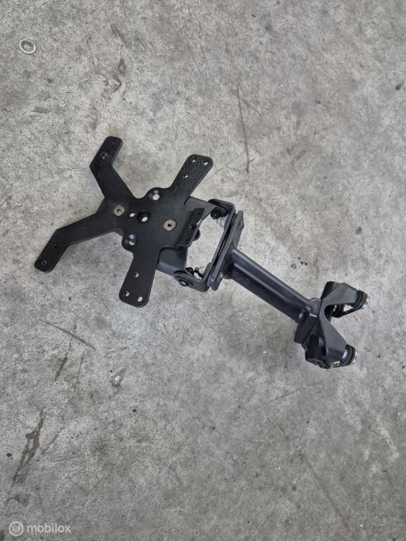 Kentekenplaathouder nummerplaathouder 848 1098 1198, Gebruikt, Factorystore.service@ducati.com, Ophalen of Verzenden, Via Antonio Cavalieri Ducati, 74/5, 74/6, 40132 Bologna BO