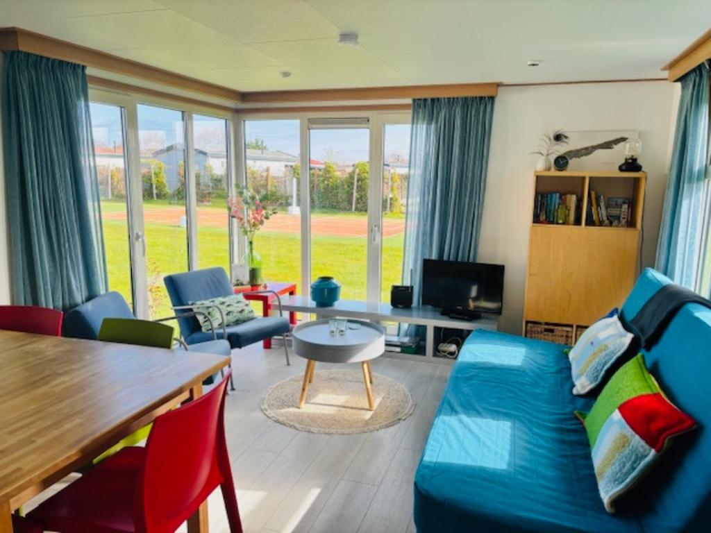 Frisse en vrolijke chalet op Terschelling, Vakantie, Vakantiehuizen | Nederland, Waddeneilanden, Chalet, Bungalow of Caravan, Landelijk