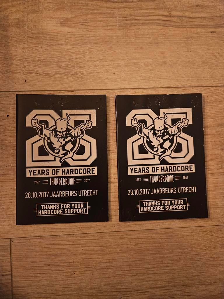 Festival boekjes, o.a thunderdome, Defqon, HOH,, Ophalen of Verzenden, Zo goed als nieuw, Film, Overige typen