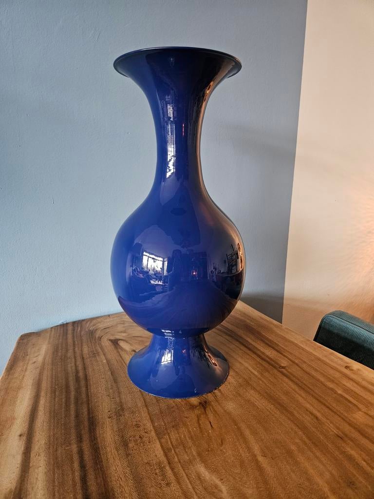 Blauwe Vaas van Intratuin, 50 tot 75 cm, Blauw, Aardewerk of Porselein, Ophalen of Verzenden
