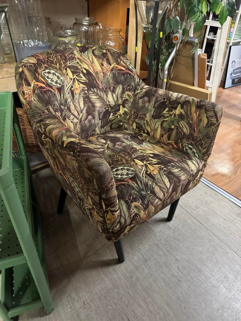 Stijlvolle fauteuil met tropische print, Huis en Inrichting, ., Minder dan 75 cm, Ophalen of Verzenden, Zo goed als nieuw
