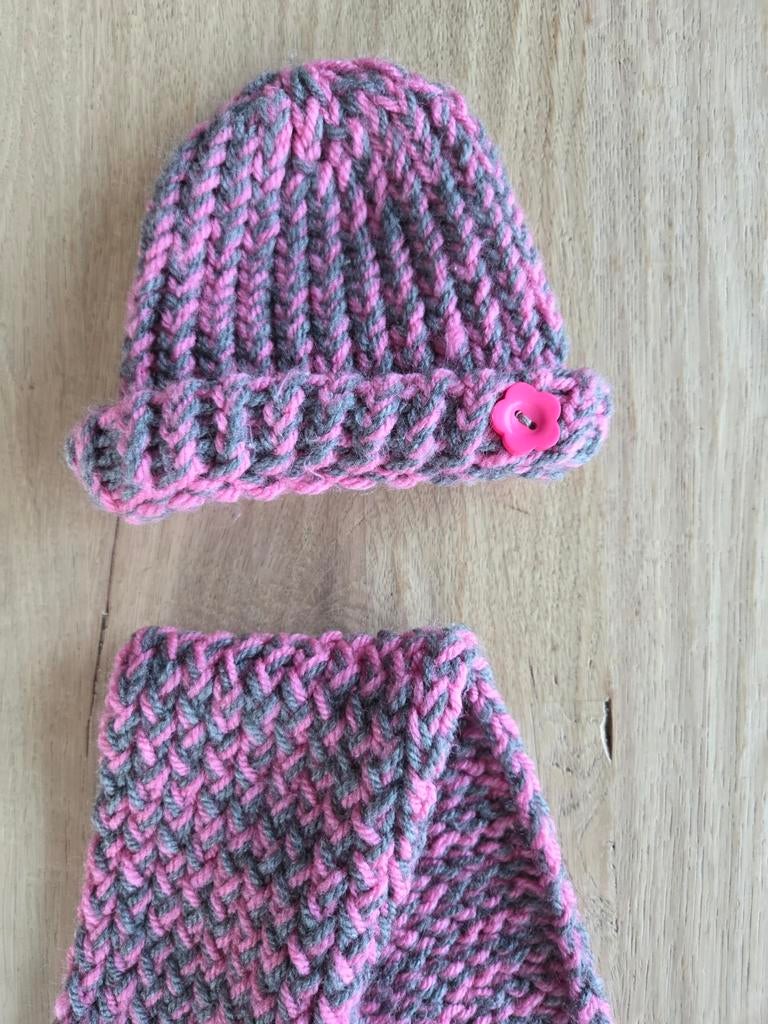 Schattige handmade muts en sjaal set, Ophalen, Maat 56, Handgemaakt, Zo goed als nieuw