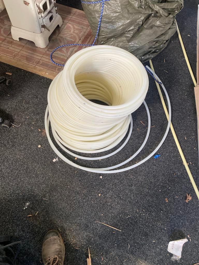 Witte PVC buis - 16x2 mm vloerverwarming, Pvc, Zo goed als nieuw, Minder dan 2 meter, Rechte buis