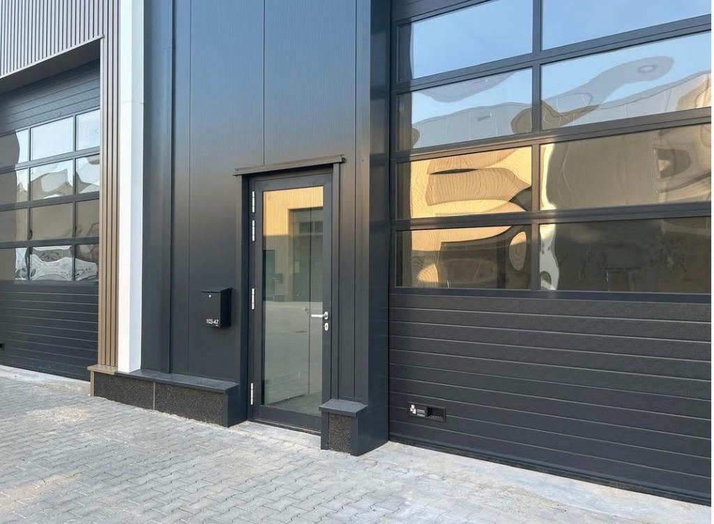 Bedrijfshal Bedrijvenpark Twente noord €895 pm 116m2, 116 m², Huur, Bedrijfsruimte