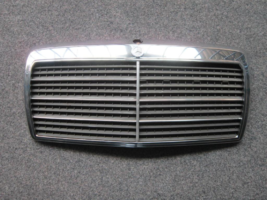 MERCEDES W124 GRILLE, Ophalen, Gebruikt, Voor, Mercedes-Benz
