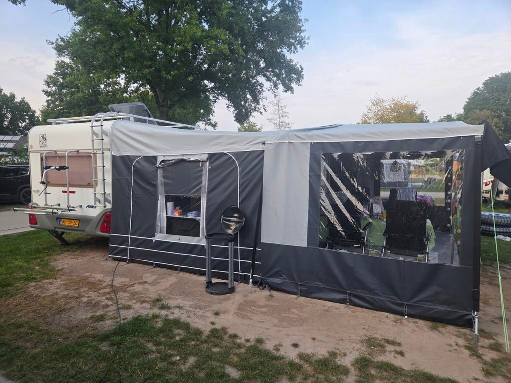 Voortent + Luifel mt 14 Hypercamp Costa Brava 300, Caravans en Kamperen, Ophalen, Zo goed als nieuw