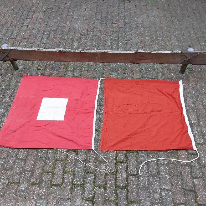 2x vlag tbv scheepvaart binnenvaart   KL, Verzamelen, Militaria | Algemeen, Landmacht, Embleem of Badge, Nederland, Ophalen of Verzenden