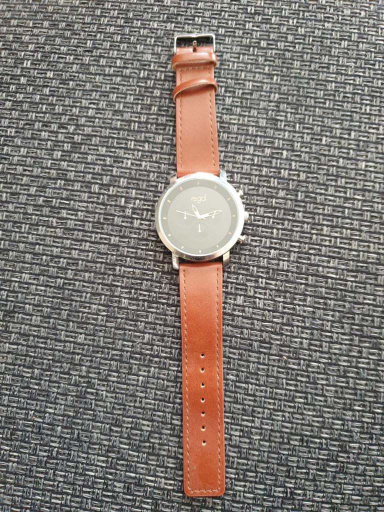 Regal horloge, Ophalen of Verzenden, Zo goed als nieuw, Staal, Overige merken