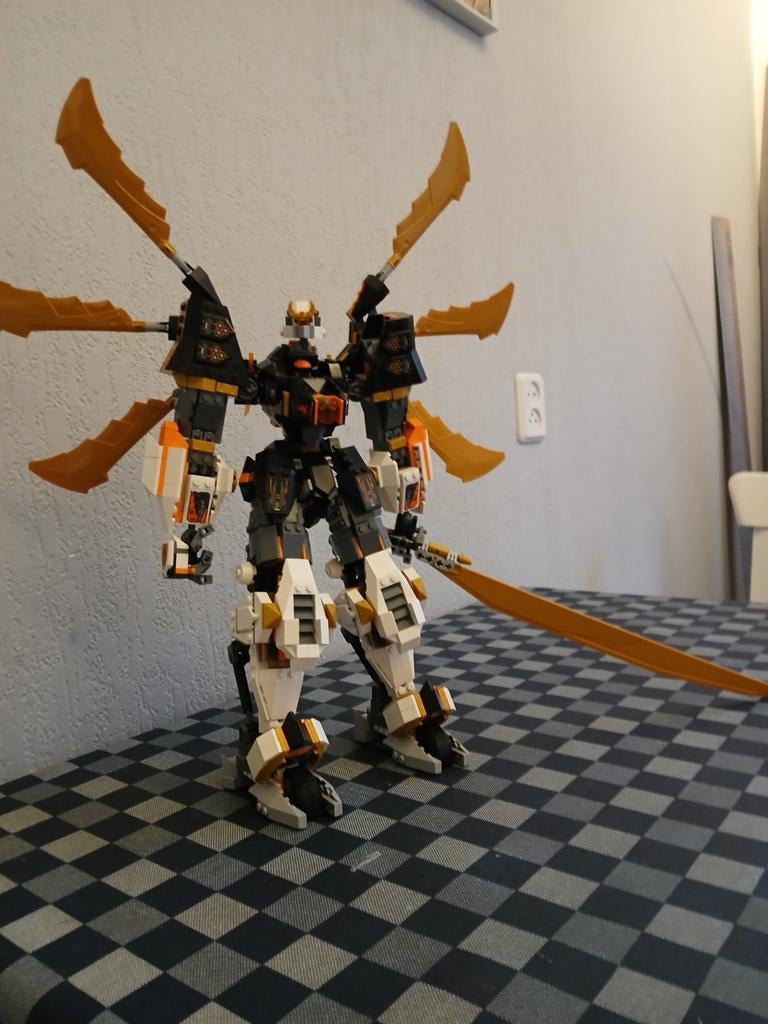 Lego Ninjago Cole's Titan Dragon mech suit, Ophalen of Verzenden, Gebruikt
