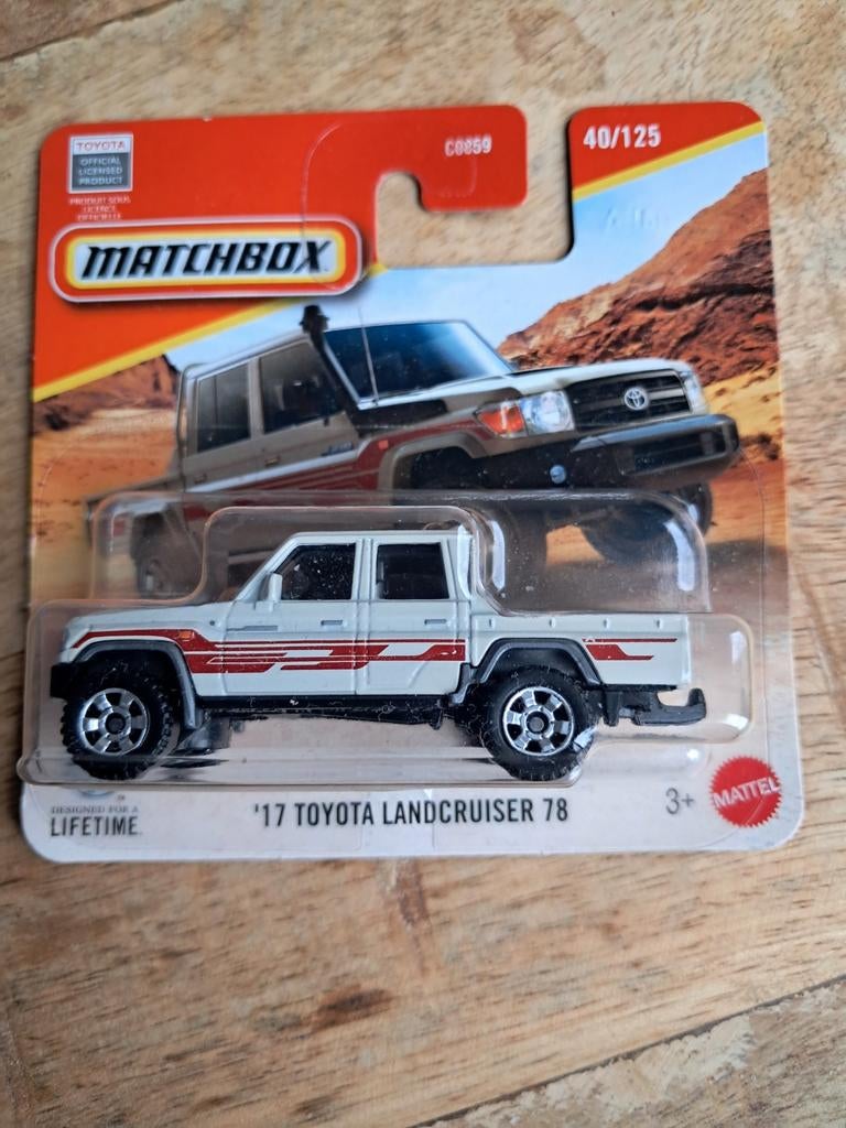 Matchbox '17 Toyota Landcruiser 78 nieuw in verpakking, Ophalen of Verzenden, Nieuw, Auto