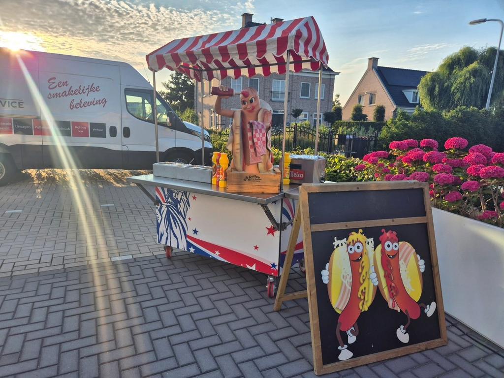 Hotdog kraam op locatie, Ophalen, Snacks
