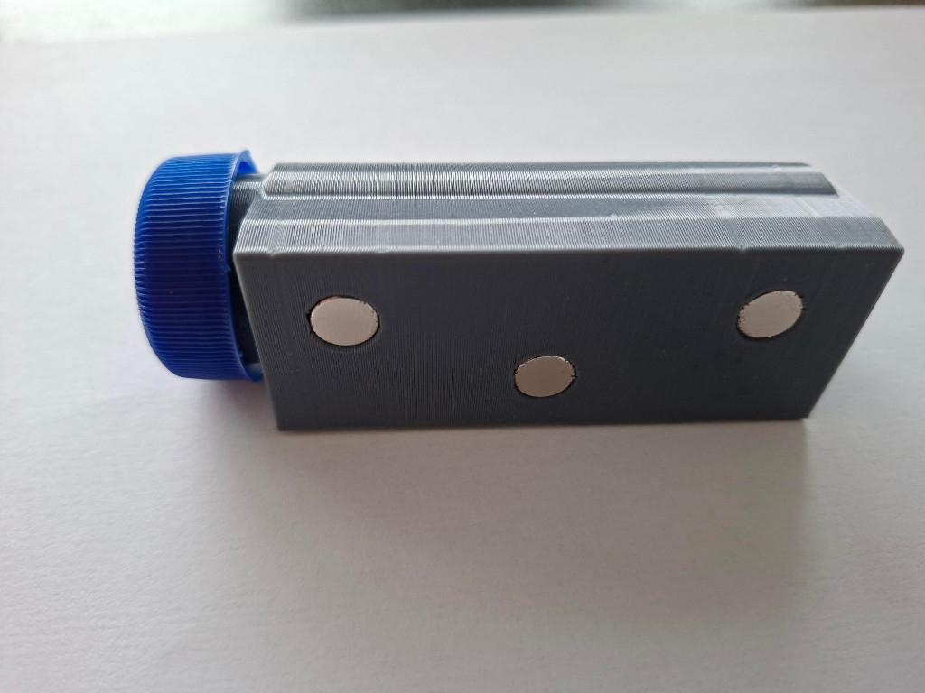 Geocaching magnetische container (PET-fles dop), Hobby en Vrije tijd, Overige Hobby en Vrije tijd, Nieuw, Ophalen of Verzenden