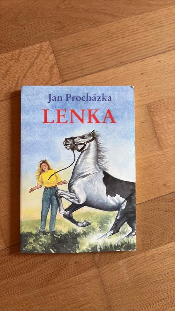 Paardenboek Lenka, Boeken, Ophalen of Verzenden, Zo goed als nieuw, Paarden of Pony's