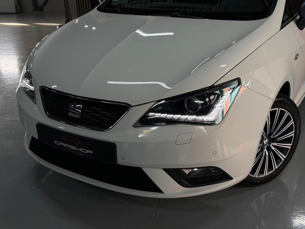Seat Ibiza 1.2 TSI FR CONNECT EDITION! XENON/PDC/STOELVR/FUL, Voorwielaandrijving, Zwart, Leder, Bedrijf
