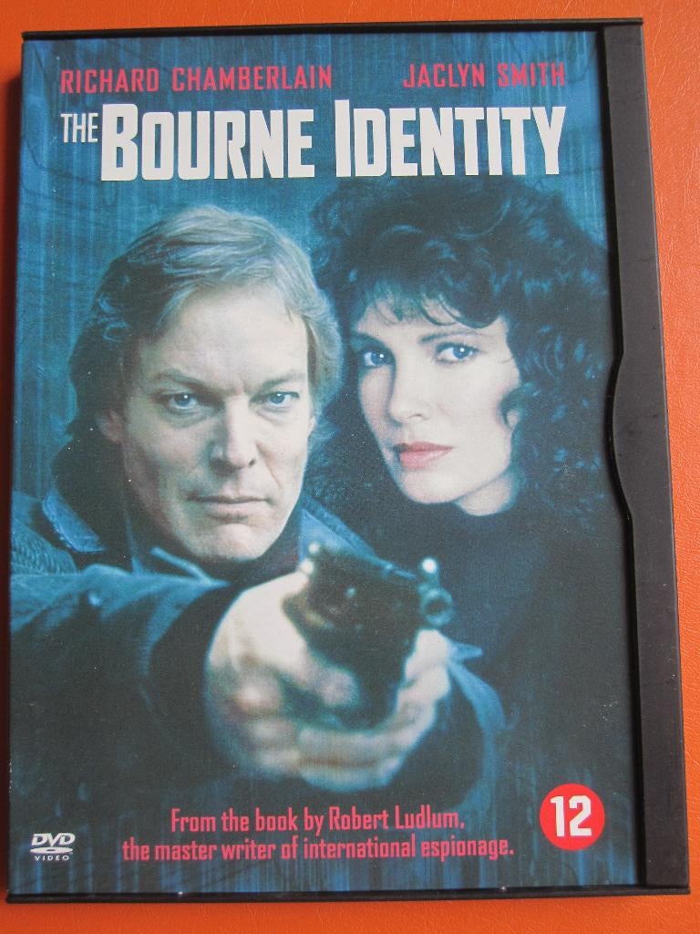 The Bourne Identity (1988), Vanaf 12 jaar, Ophalen of Verzenden, Zo goed als nieuw, Actiethriller