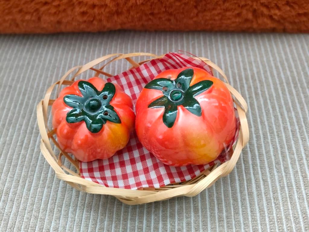 Retro jaren '70 keramieke tomaten peper - en zoutstel, Verzamelen, Retro, Ophalen of Verzenden, Huis en Inrichting