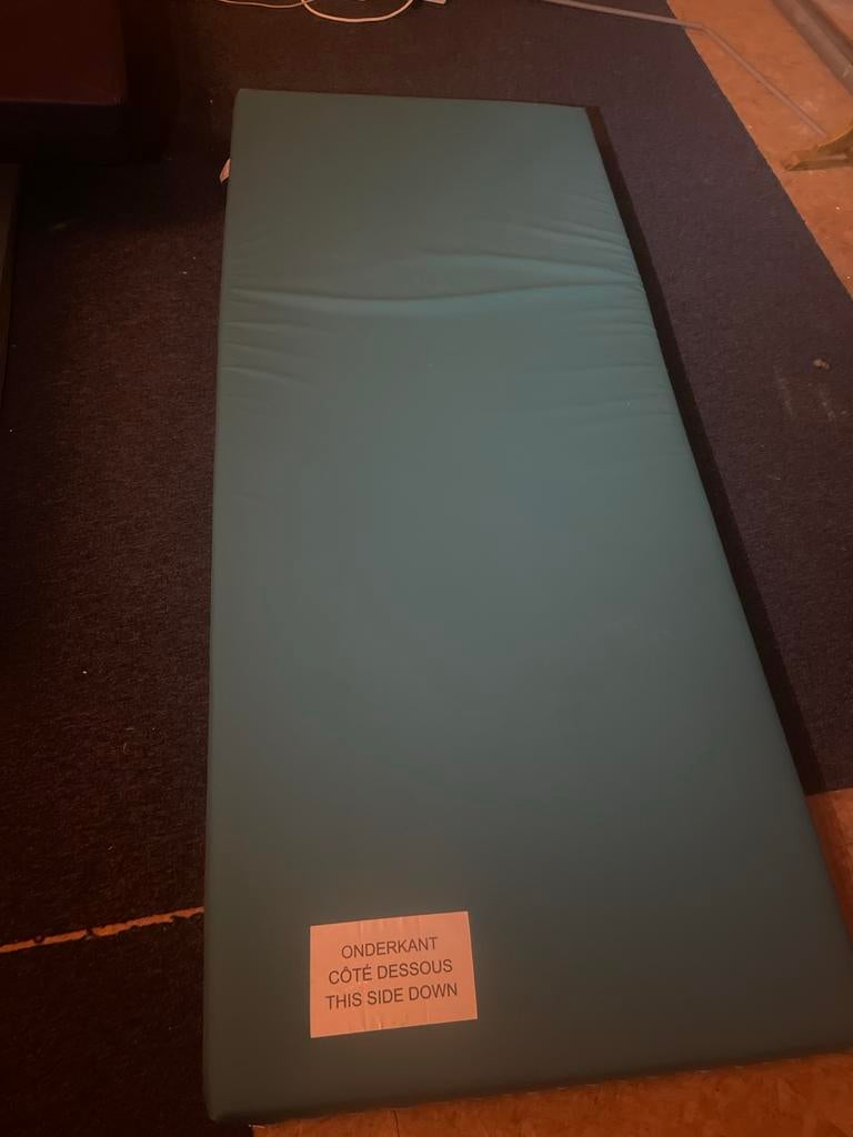 Matras Vochtdichte makelijk schoon te maken14 cm dik, Ophalen, Eenpersoons, Zo goed als nieuw, Overige maten