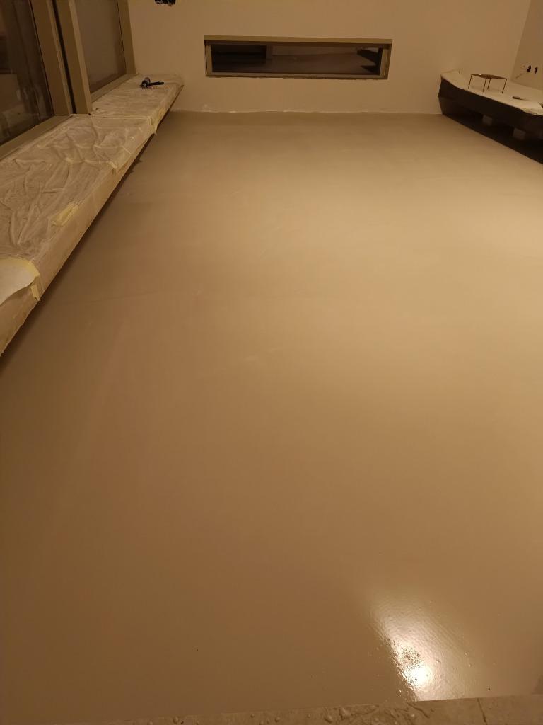 Uw vloer vakkundig laten egaliseren, of in de Epoxy coating., Garantie, Laminaat of Parket