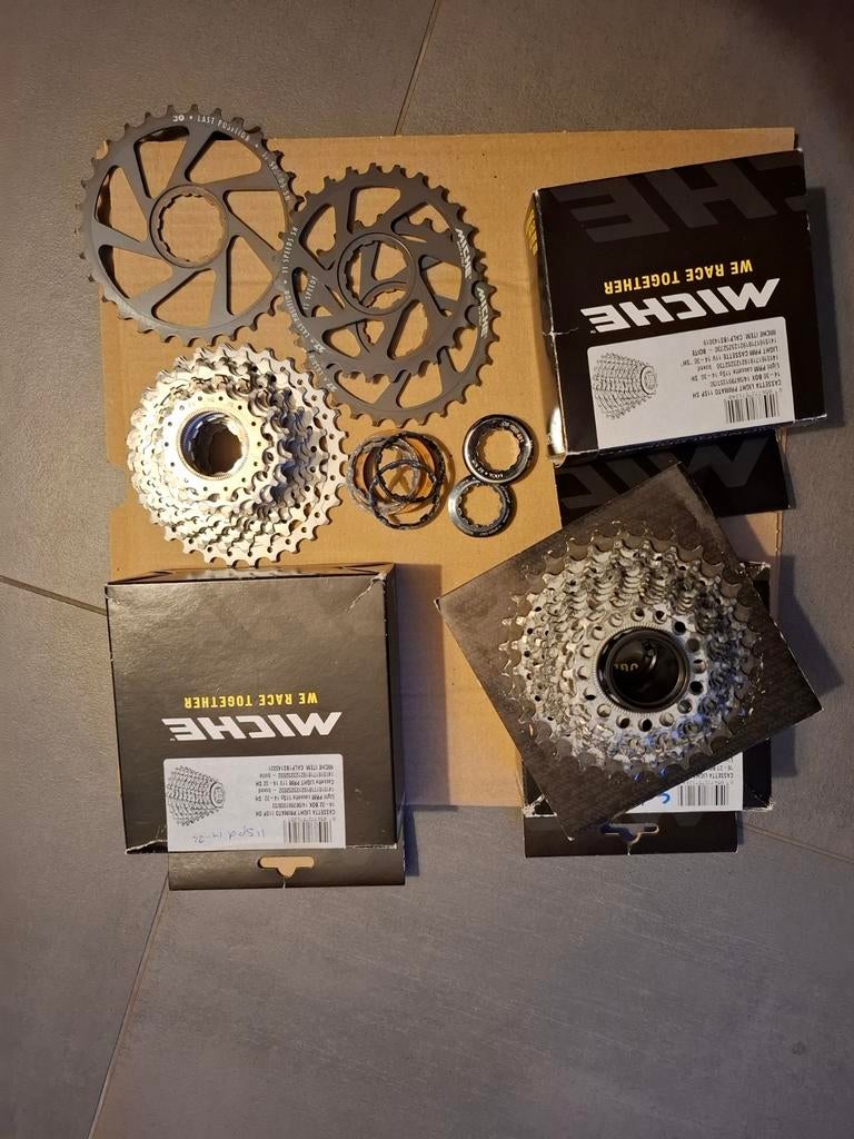 Miche cassettes 11 sp + tandwielen + Shimano voorderailleurs, Ophalen of Verzenden, Gebruikt, Derailleur of Ketting, Shimano