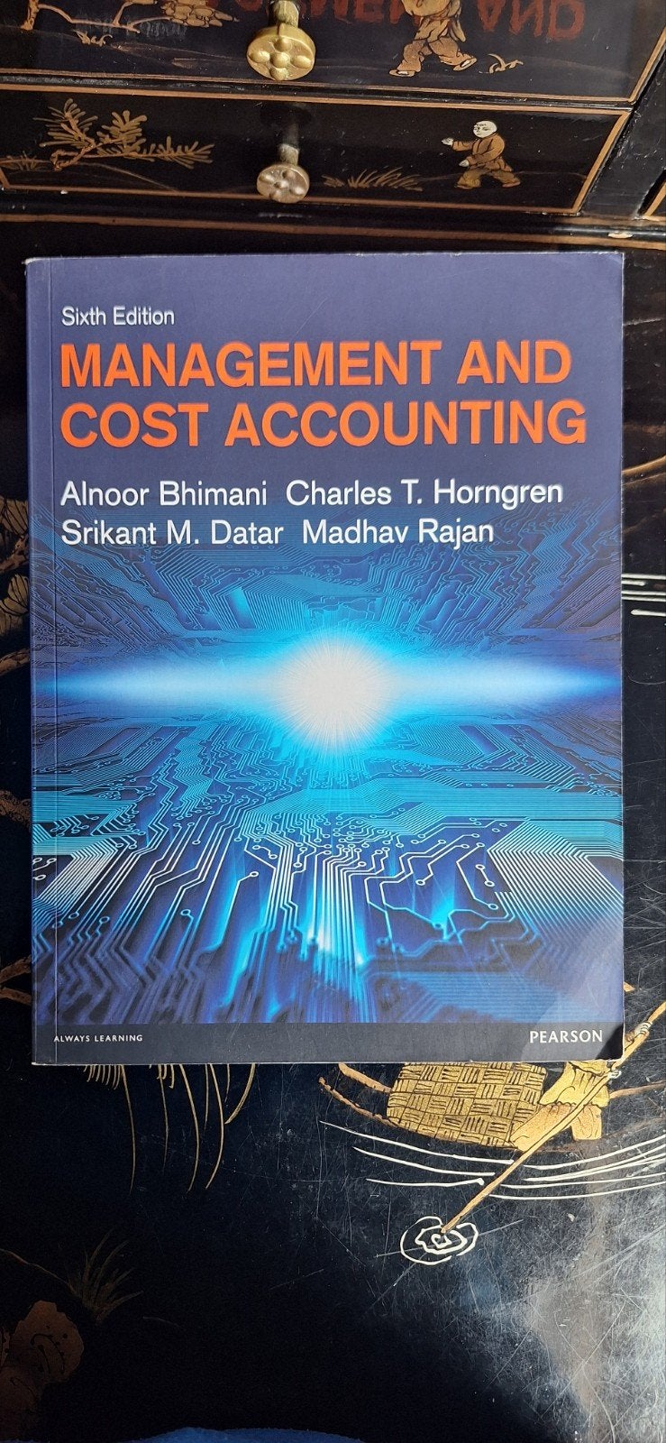 Boek bijna gratis Management and Cost Accounting, Boeken, Auteurs ZIE BESCHRIJVING, Zo goed als nieuw, Gamma, HBO