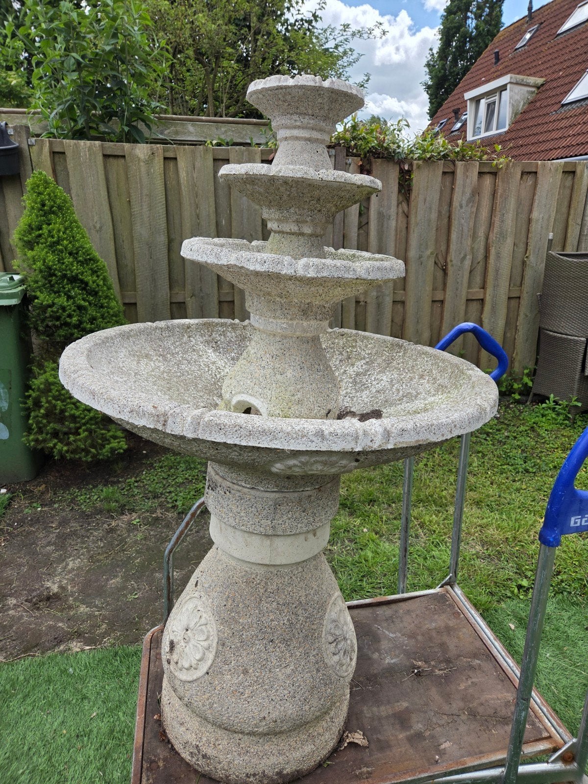 Grote stenen fontein - 3-laags waterornament, Tuin en Terras, Ophalen