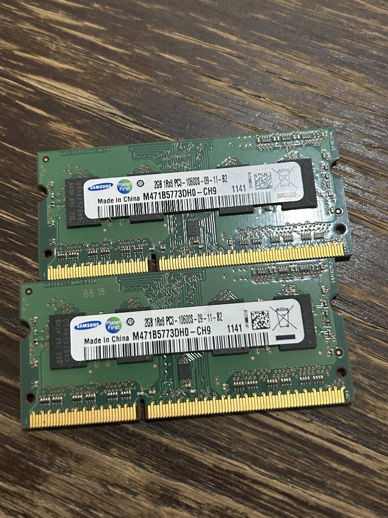 2x 2GB (4GB) Samsung DDR3 SODIMM 1333MHz laptopgeheugen, Computers en Software, DDR3, Ophalen of Verzenden, Zo goed als nieuw