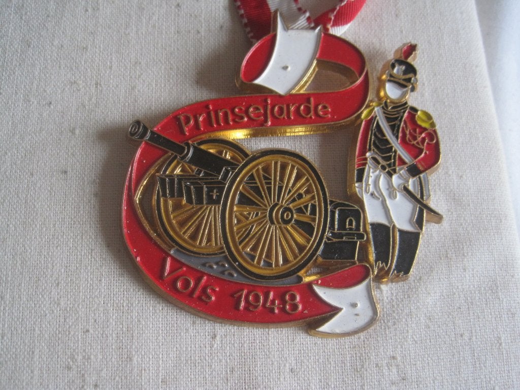 carnavals medaille prinssen garde vaals, Ophalen of Verzenden, Overige materialen