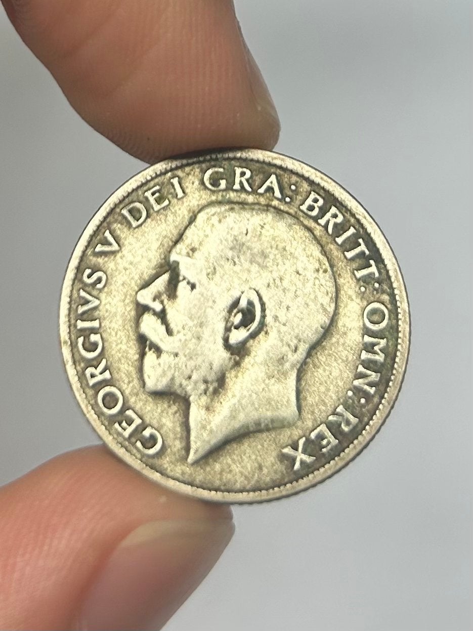 Foto 2 van Zilveren One Shilling munt uit 1921 - George V